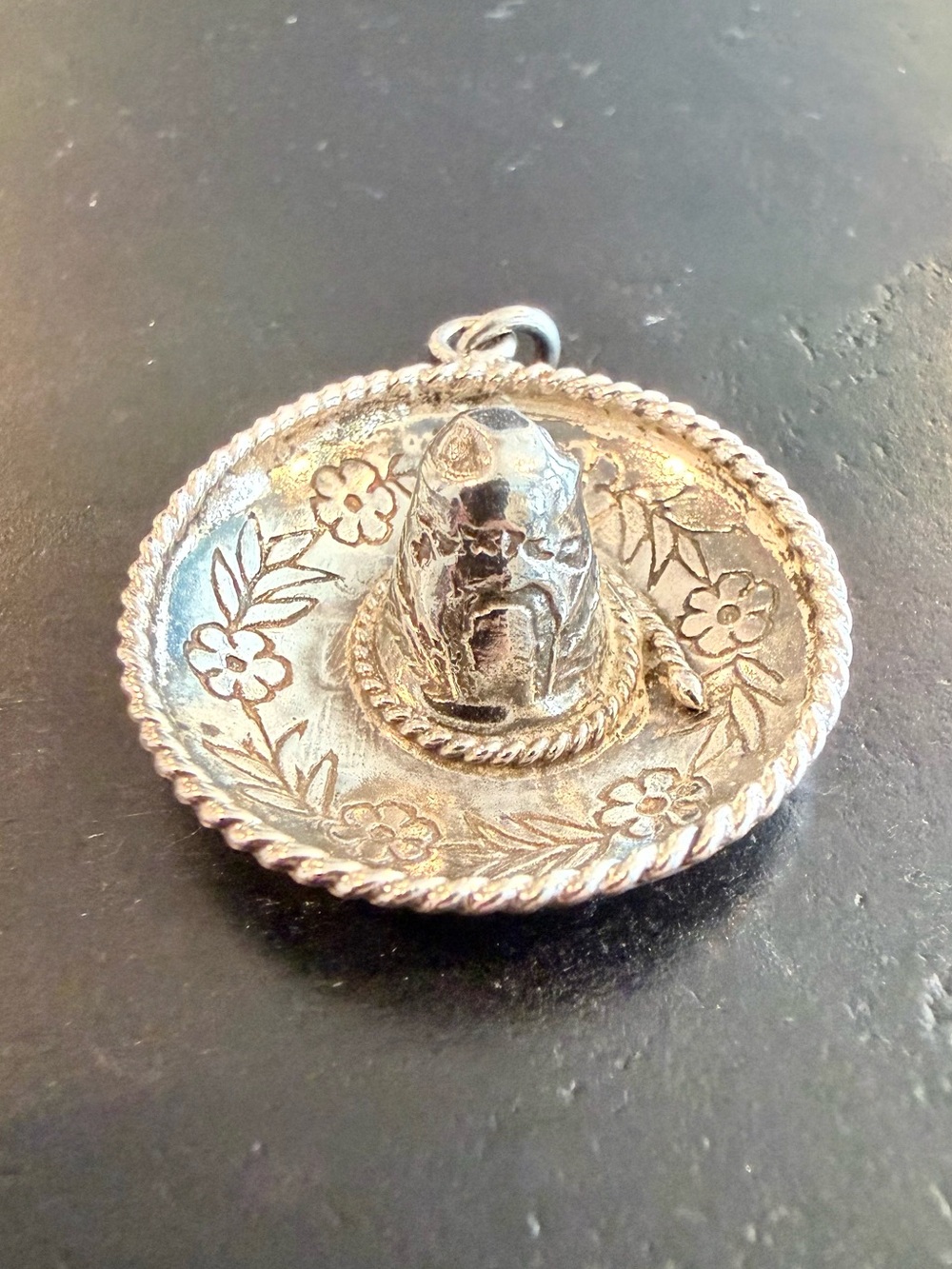 925 Sterling Silver Mexico Sombrero Hat Pendant Charm - Picture 5 of 8